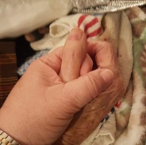 Meet your Posher, Angela